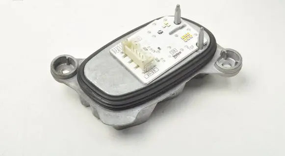 BMW 1 F40 Voltage converter/converter module B105162