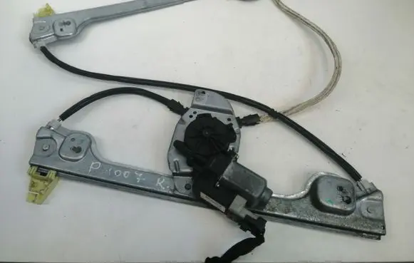 Peugeot 1007 Front door window regulator with motor 