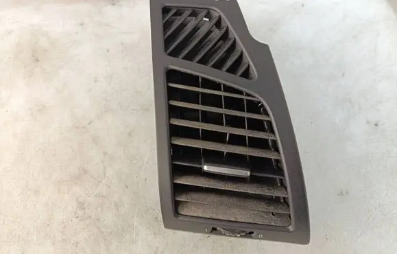 Dashboard side air vent grill/cover trim