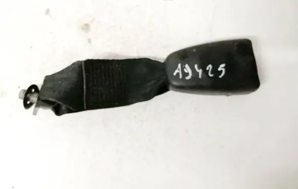 Mitsubishi Space Star Rear seatbelt buckle