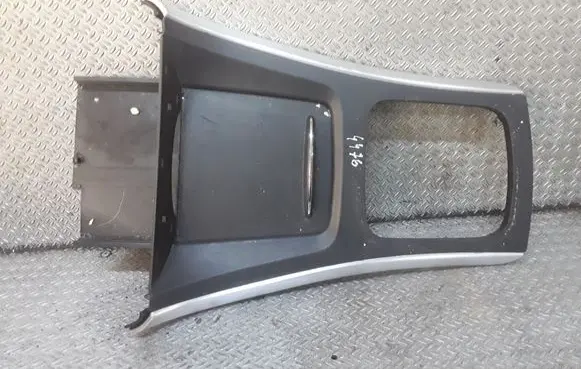 Mercedes-Benz B W245 Gear shifter surround trim plastic A16968039