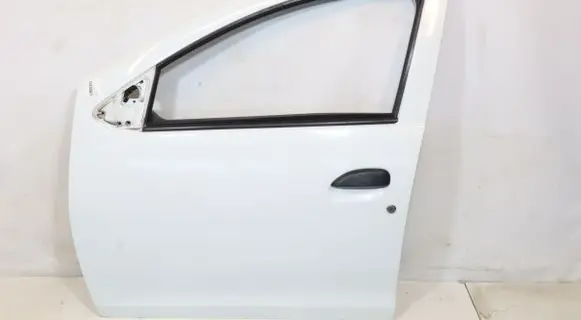 Dacia Logan II Front door