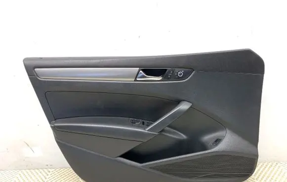 Volkswagen PASSAT B7 Front door card panel trim 