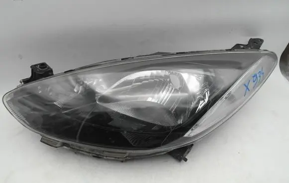 Mazda 2 Headlight/headlamp P6516 P7218