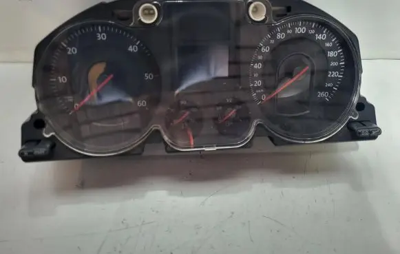 Volkswagen PASSAT B6 Speedometer (instrument cluster)