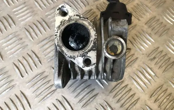 Fiat Stilo Throttle valve 46817373