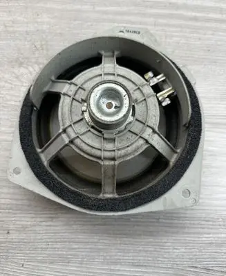 Subaru B9 Tribeca Front door speaker 86301XA04A EAS16P6520R6