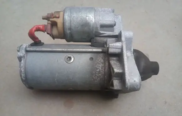 Nissan Qashqai Starter motor 23300JG70A