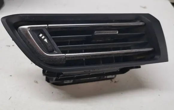 Dashboard side air vent grill/cover trim