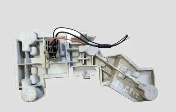 Volvo V50 Tail light bulb cover holder 28128007