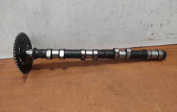 Opel Signum Camshaft 257 L-28