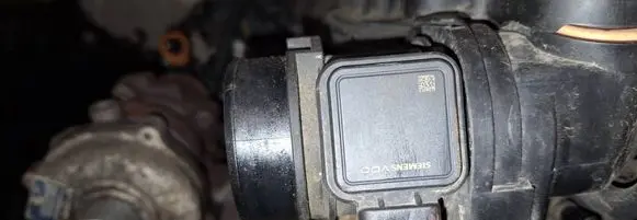 Peugeot Bipper Mass air flow meter 9647144080 5wk97004