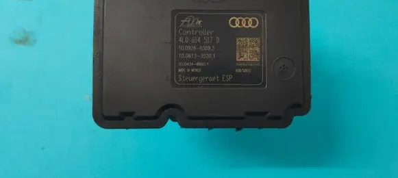 Audi Q7 4L ABS Pump 4L0614517D