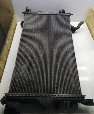 Opel Insignia A Coolant radiator S8112001