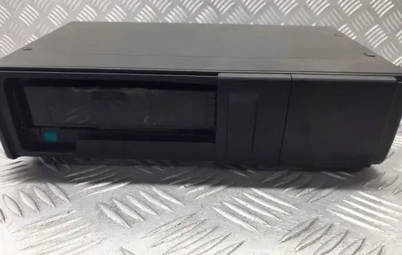 Rover 75 CD/DVD changer XQE100430