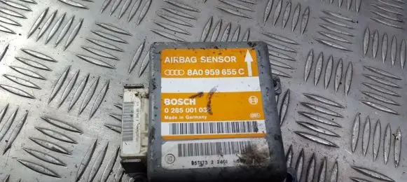 Audi A4 S4 B5 8D Airbag control unit/module 8a0959655c 0285001038