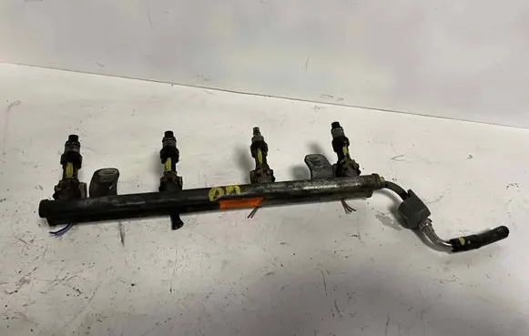 Fuel main line pipe