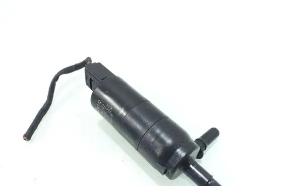 BMW 5 GT F07 Headlight washer pump 7217792 67127217792