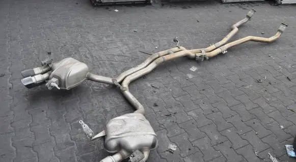 Porsche Macan (95B) Rear muffler/silencer tail pipe 