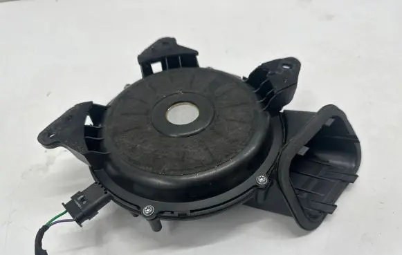 Smart #1 Subwoofer speaker P8891071575