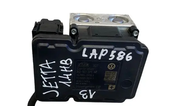 Volkswagen Jetta VI ABS Pump 1K0907379AR 1K0614517BT