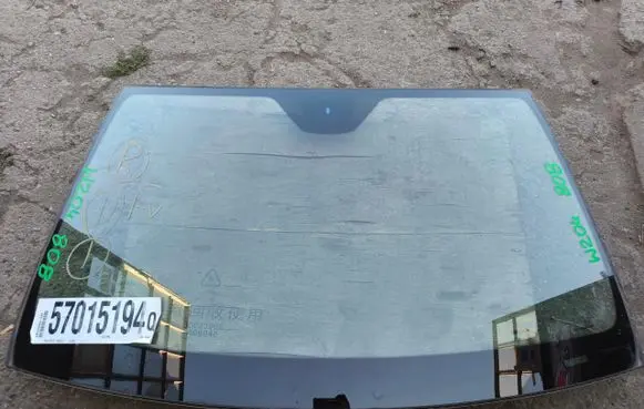 Mercedes-Benz C W204 Front windscreen/windshield window 