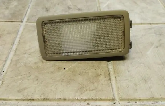 Lexus IS 220D-250-350 Other interior light 8134030100