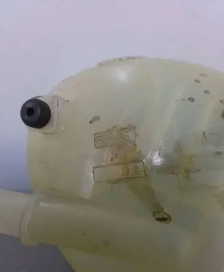 Ford Ecosport Coolant expansion tank/reservoir GN118A080A