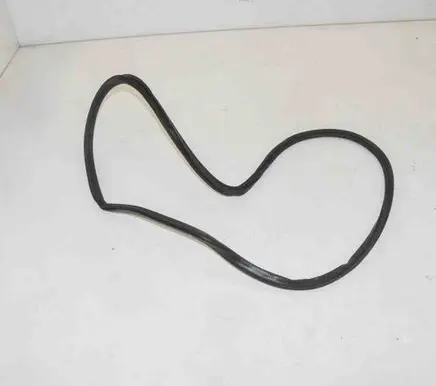 Audi A3 S3 8V Rubber seal front coupe door 8V5831721