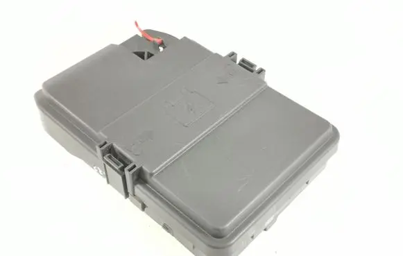 Jeep Grand Cherokee WL Fuse module 68347002AD