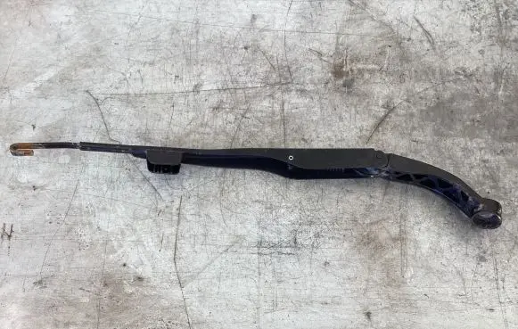 Honda Accord Front wiper blade arm