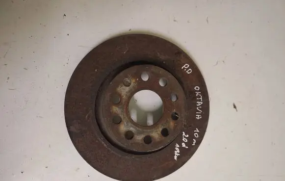Skoda Octavia Mk2 (1Z) Front brake disc