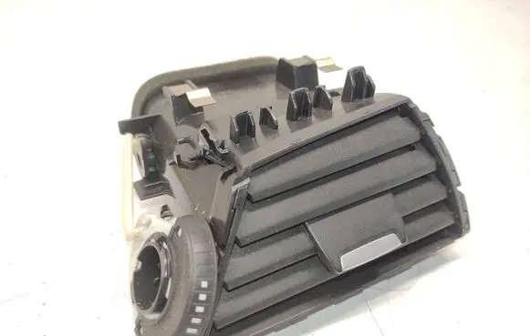 Dashboard side air vent grill/cover trim