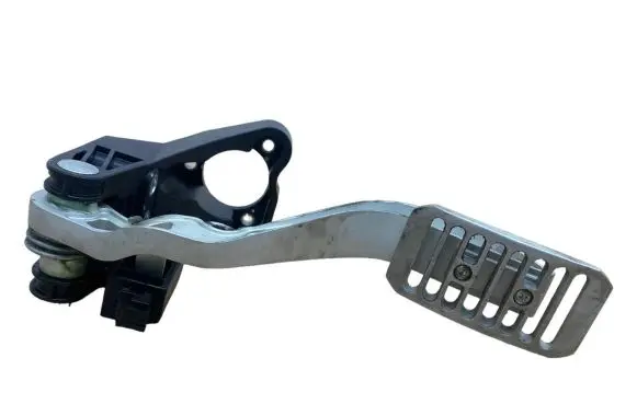 McLaren MP4 12c Brake pedal 11C0149CP 11C0149CP002 P0205A001