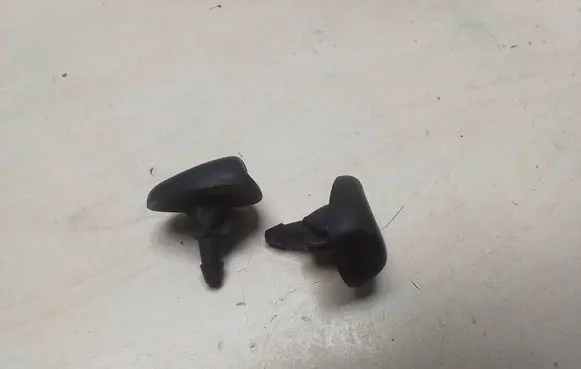 Citroen C4 I Windshield washer spray nozzle 