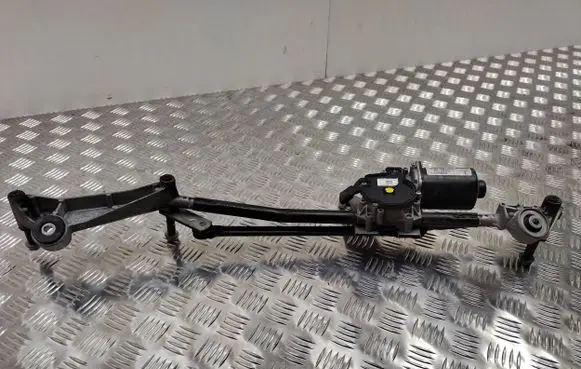 Front wiper linkage and motor