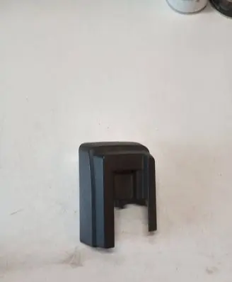 Volvo XC90 Front driver seat rail trim 30662547