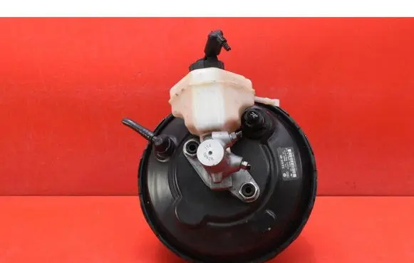 Audi Q7 4L Brake booster 7L8612101