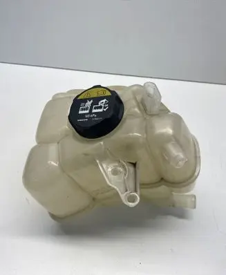 Volvo XC90 Coolant expansion tank/reservoir 31338291