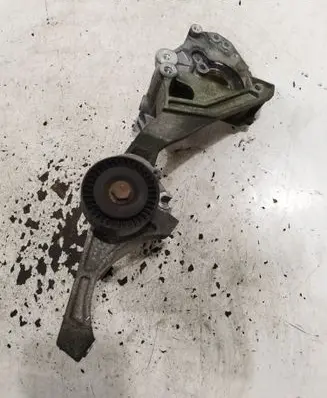Skoda Octavia Mk2 (1Z) Fuel pump bracket 03L903143Q