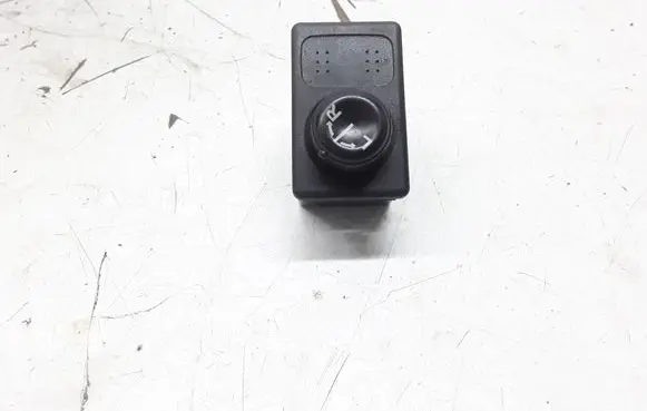 Nissan Primera Wing mirror switch