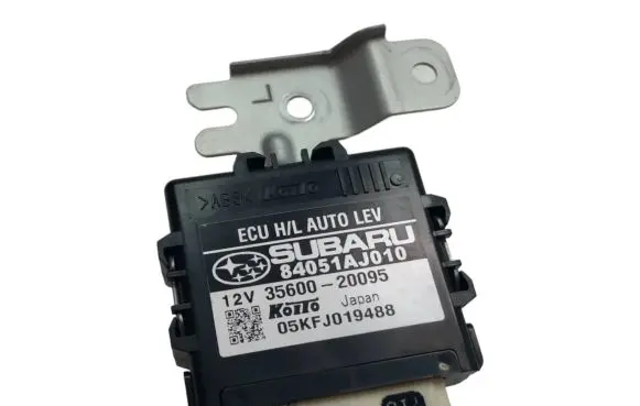 Subaru Outback Light module LCM 84051AJ010 35600-20095