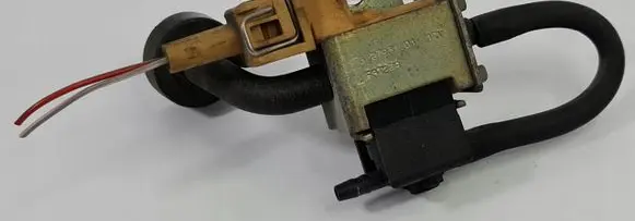 Mercedes-Benz S W220 Turbo solenoid valve 52793101