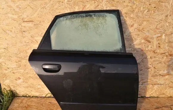 Audi A4 S4 B6 8E 8H Rear door