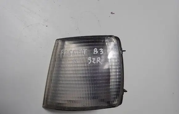 Volkswagen PASSAT B3 Front indicator light