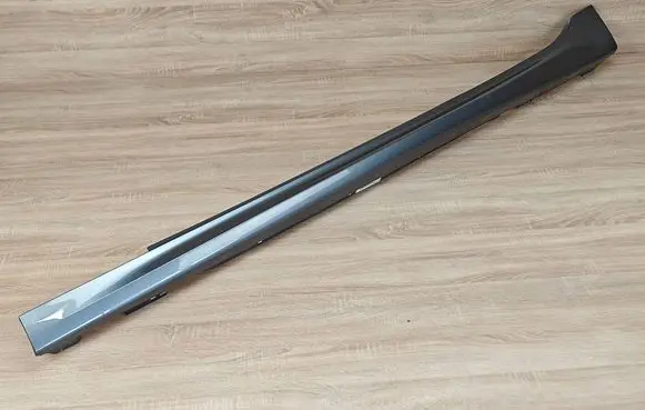 BMW 8 G16 Sill 8090417 8083917