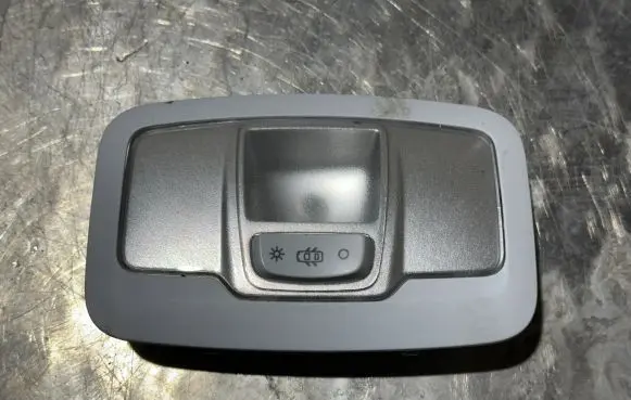 Peugeot 308 Rear seat light 96781443