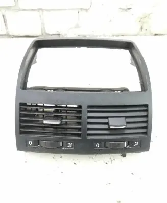 Volkswagen Touareg I Dash center air vent grill 7L6819727 41412