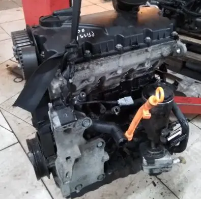 Volkswagen PASSAT B6 Engine BKC