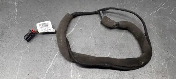 Audi A3 S3 8L Front door wiring loom/harness boot 8P4971148A